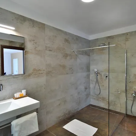 River View 3* 브라티슬라바