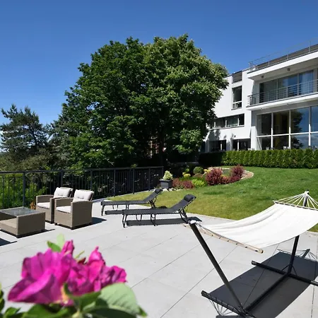 River View Hotell 3*
