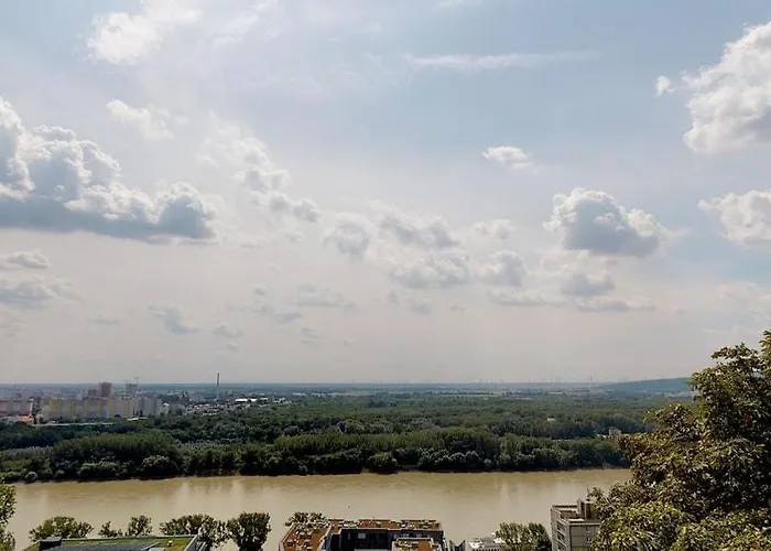 River View 3* Bratislava