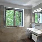 Hotell River View 3*