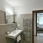 Hotell River View Bratislava